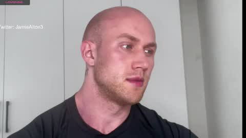 Snapshot of wlademarbergs chatting on 05/20/26, 06:52 Wlademar online show from 05/20/26, 06:52