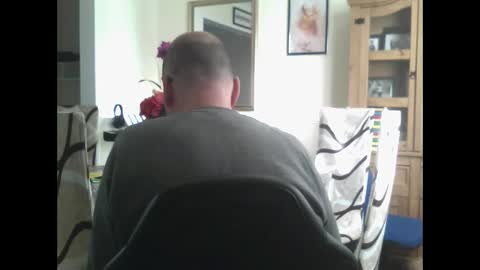 Snapshot of wobble444 chatting on 12/02/25, 11:26 wobble444 online show from 12/02/25, 11:26