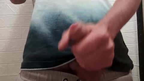 Snapshot of wolderz chatting on 09/15/25, 08:53 wolderz online show from 09/15/25, 08:53