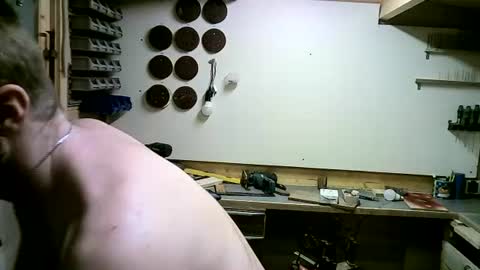 Snapshot of wolf021221 chatting on 09/19/25, 06:30 wolf021221 online show from 09/19/25, 06:30