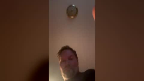 wolf198732 online show from 05/03/26, 10:43