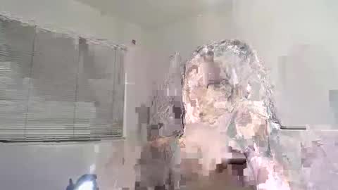 Wolfandbunny online show from 11/11/25, 08:25