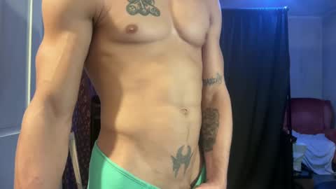 Snapshot of wolfblazer5 chatting on 01/10/25, 11:50 Wolfblazer online show from 01/10/25, 11:50