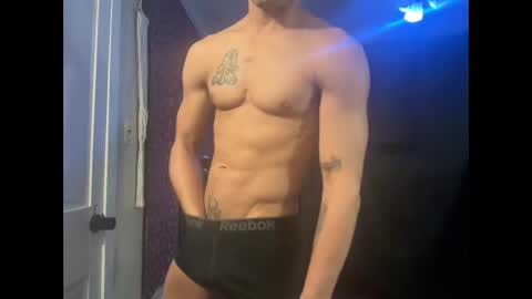 Snapshot of wolfblazer5 chatting on 01/12/25, 11:36 Wolfblazer online show from 01/12/25, 11:36