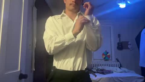 Snapshot of wolfblazer5 chatting on 01/16/25, 11:37 Wolfblazer online show from 01/16/25, 11:37