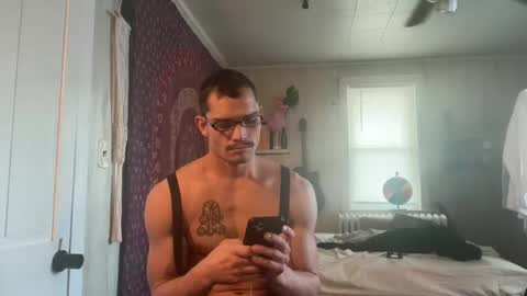 Snapshot of wolfblazer5 chatting on 01/17/25, 05:30 Wolfblazer online show from 01/17/25, 05:30