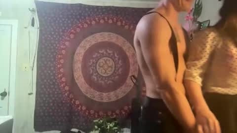 Snapshot of wolfblazer5 chatting on 01/20/25, 12:04 Wolfblazer online show from 01/20/25, 12:04