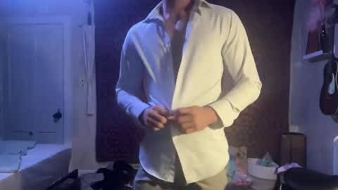 Snapshot of wolfblazer5 chatting on 01/27/25, 11:32 Wolfblazer online show from 01/27/25, 11:32