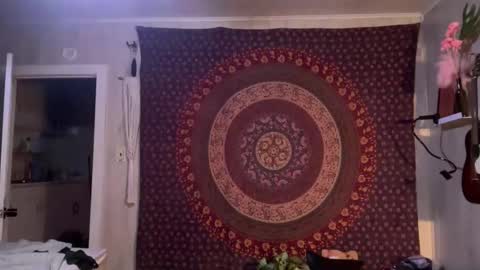 Snapshot of wolfblazer5 chatting on 02/04/25, 11:27 Wolfblazer online show from 02/04/25, 11:27