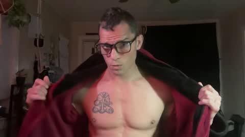 Snapshot of wolfblazer5 chatting on 03/05/25, 11:17 Wolfblazer online show from 03/05/25, 11:17