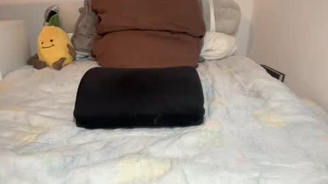 Snapshot of wolfdeep chatting on 03/22/26, 09:40 Sweetdog online show from 03/22/26, 09:40