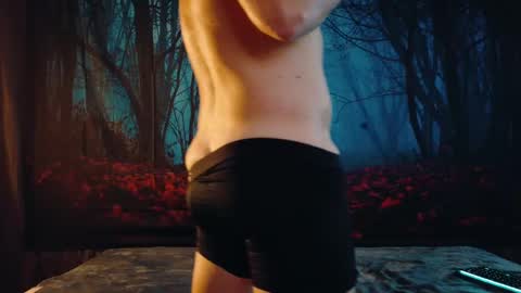 Wolfie online show from 10/04/25, 04:43