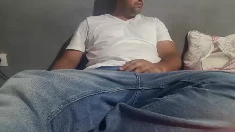 wolf boy online show from 09/22/25, 03:08