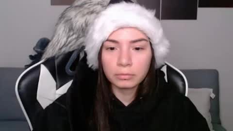 Alex online show from 01/01/25, 05:22