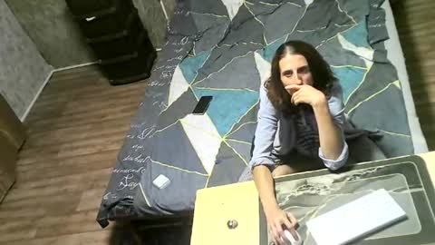 Snapshot of wolfxsnow chatting on 08/01/26, 06:29 wolfxsnow online show from 08/01/26, 06:29