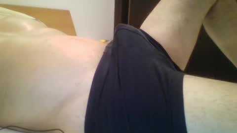 Snapshot of wolfylatinoplayfull chatting on 12/24/24, 01:49 wolfylatinoplayfull online show from 12/24/24, 01:49