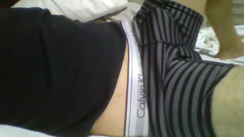 Snapshot of wolfylatinoplayfull chatting on 09/16/25, 02:45 wolfylatinoplayfull online show from 09/16/25, 02:45