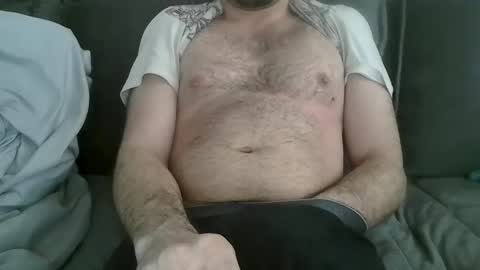 Snapshot of wolverine82c chatting on 02/12/25, 02:43 wolverine82c online show from 02/12/25, 02:43