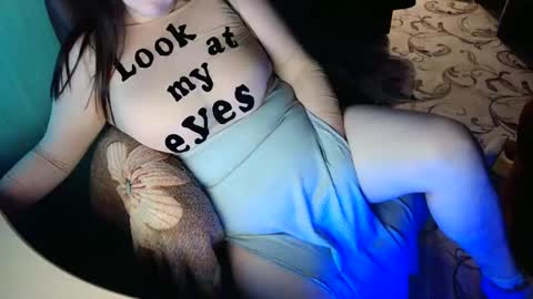 Snapshot of woman_cum84 chatting on 01/28/25, 06:27 Jess online show from 01/28/25, 06:27