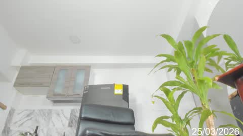 Snapshot of wonderfulebonyts chatting on 03/25/26, 11:22 rebekah online show from 03/25/26, 11:22