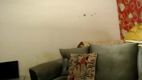 Snapshot of wonderfullight chatting on 12/17/24, 05:07 SHENIEL RODRIGUEZ online show from 12/17/24, 05:07