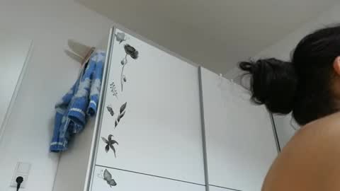 Wondergirl online show from 09/29/25, 08:19