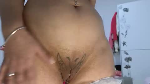 Snapshot of wondergirl_68 chatting on 03/13/26, 08:54 Wondergirl online show from 03/13/26, 08:54