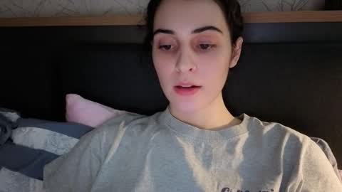 Stia online show from 12/22/25, 07:38