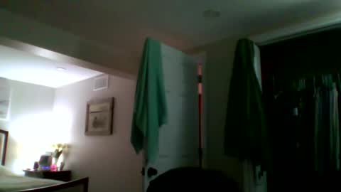 woodeee77 online show from 02/06/26, 03:55