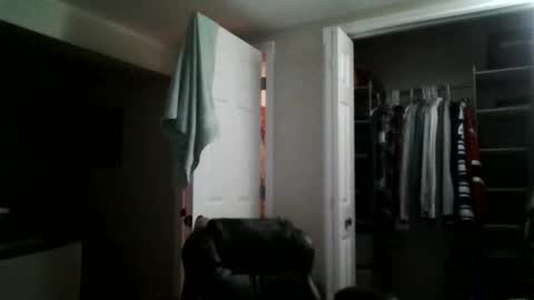 woodeee77 online show from 04/03/26, 12:08