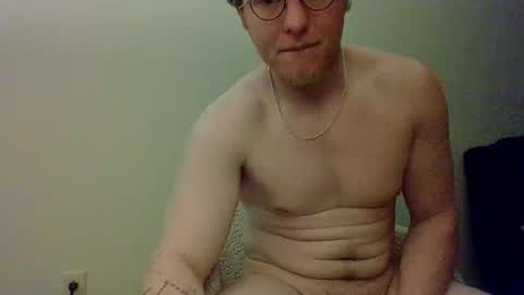 Snapshot of woodp7565 chatting on 11/30/25, 10:14 woodp7565 online show from 11/30/25, 10:14