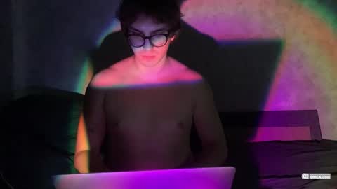 Snapshot of woods_jerk chatting on 10/26/25, 05:08 Mitya online show from 10/26/25, 05:08