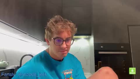 Snapshot of woods_jerk chatting on 02/22/26, 04:27 Mitya online show from 02/22/26, 04:27