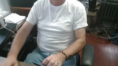 woodworker6473 online show from 07/06/26, 07:27