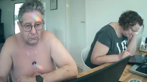 woodwurm and Snoeske online show from 03/05/25, 12:33