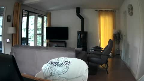 Snapshot of woodwurm chatting on 07/13/26, 04:59 woodwurm and Snoeske online show from 07/13/26, 04:59