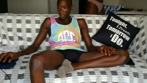 Snapshot of woody_n_buzz chatting on 01/27/25, 09:13 Woody and Buzz online show from 01/27/25, 09:13