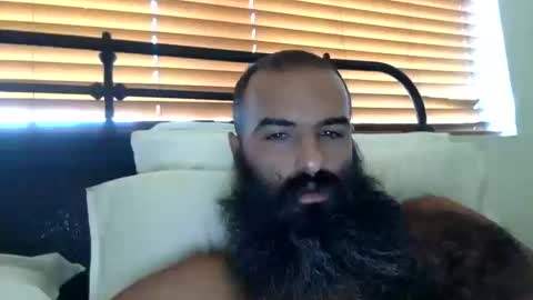 woof_wolf37 online show from 10/19/25, 03:23