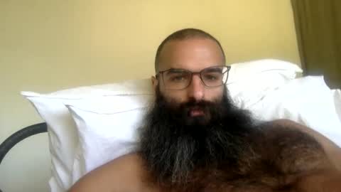 Snapshot of woof_wolf37 chatting on 03/06/26, 04:03 woof_wolf37 online show from 03/06/26, 04:03