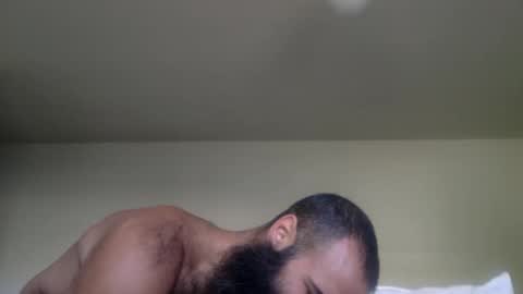 Snapshot of woof_wolf37 chatting on 04/18/26, 03:27 woof_wolf37 online show from 04/18/26, 03:27