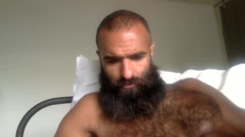 woof_wolf37 online show from 05/25/26, 04:46