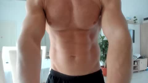 Wolfie online show from 11/06/25, 07:31