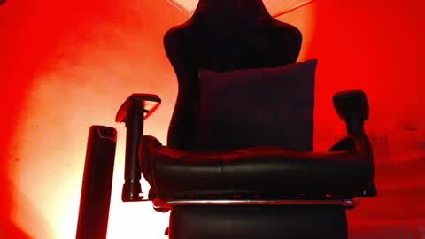 Snapshot of woondeer17 chatting on 09/13/25, 06:40 Woondeer online show from 09/13/25, 06:40