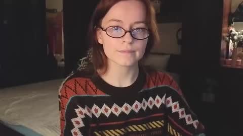 Snapshot of wow_luvng chatting on 03/07/26, 04:26 Rebecy online show from 03/07/26, 04:26