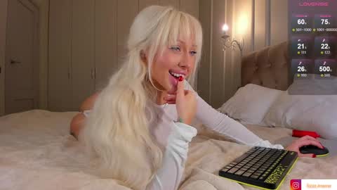 Liza online show from 12/23/24, 03:23