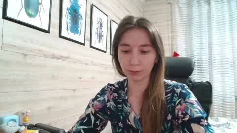 Snapshot of wow_porno_ chatting on 05/06/26, 04:01 Anna online show from 05/06/26, 04:01