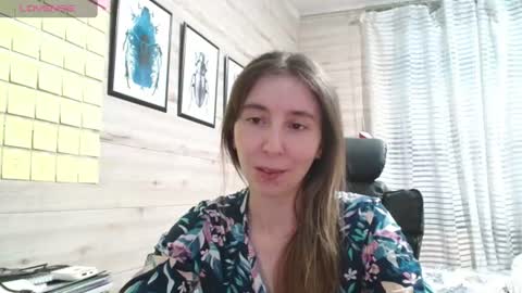 Snapshot of wow_porno_ chatting on 07/17/26, 04:12 Anna online show from 07/17/26, 04:12