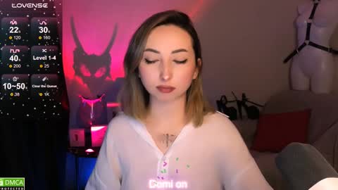 Snapshot of wow_sue chatting on 01/29/25, 06:01 Sue online show from 01/29/25, 06:01