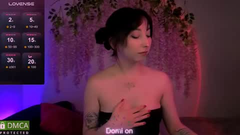 Snapshot of wow_sue chatting on 10/28/25, 07:34 Sue online show from 10/28/25, 07:34