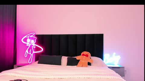 Emi online show from 01/13/25, 04:07